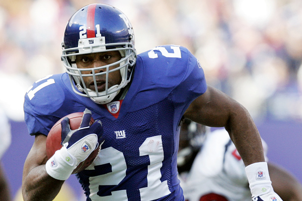 Tiki Barber was one hell of a player and pretty chilled in front of a camer...